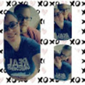 Meet your Posher, Larissa